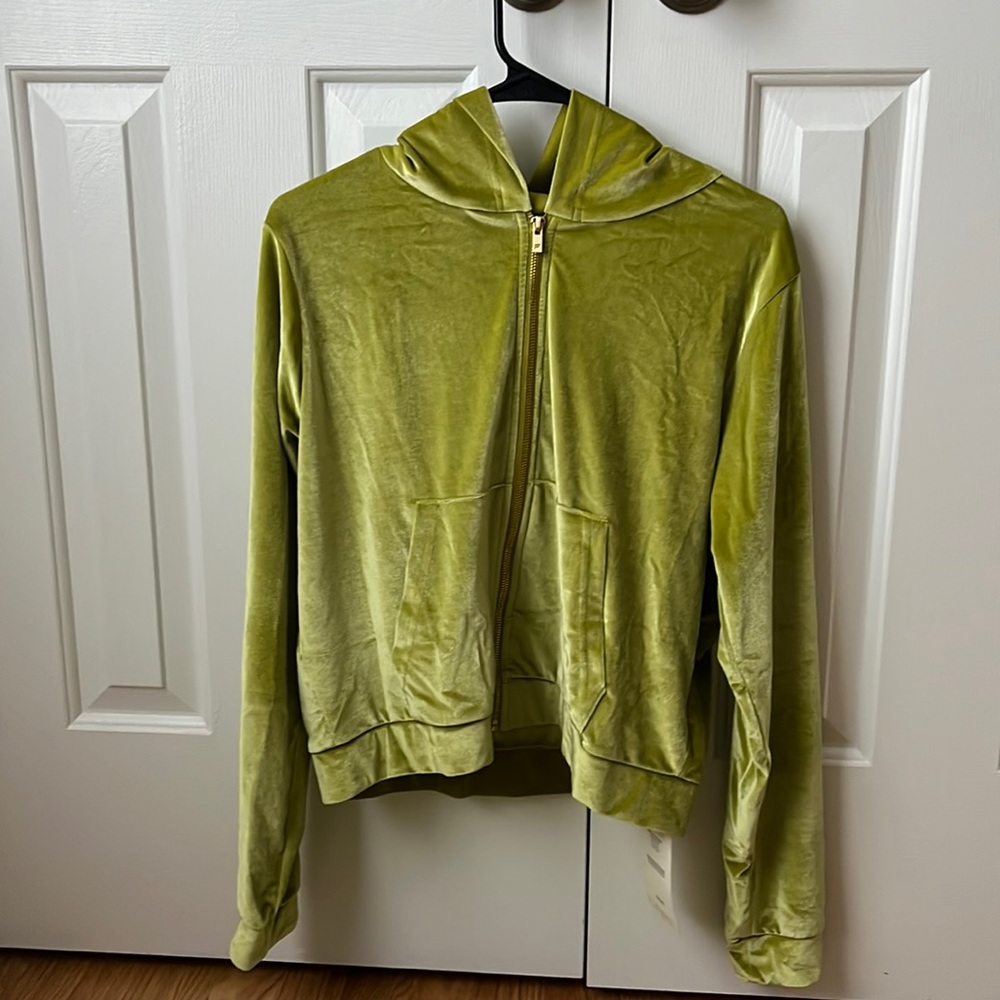 Fabletics Two-Piece Green Set